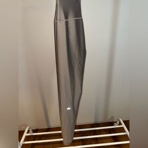 ALO Yoga High-Waist Airlift Gravel Legging (S)